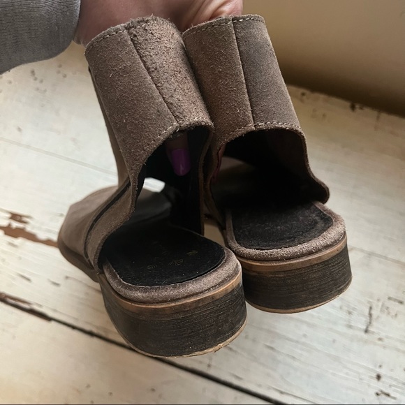 Musse & Cloud Ciara Boho Suede Leather Open Toe & Heel Ankle Bootie Sandal - Picture 7 of 13